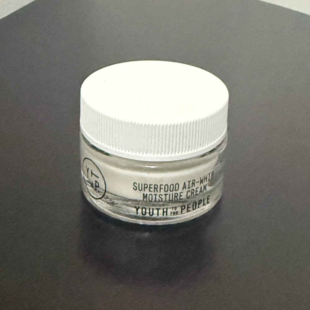 NEW TRAVEL SIZE YOUTH TO THE PEOPLE AIR WHIP MOISTURIZER CREAM 15ml